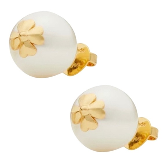 KATE SPADE • Pearls On Pearls Stud Earrings - Picture 5 of 6